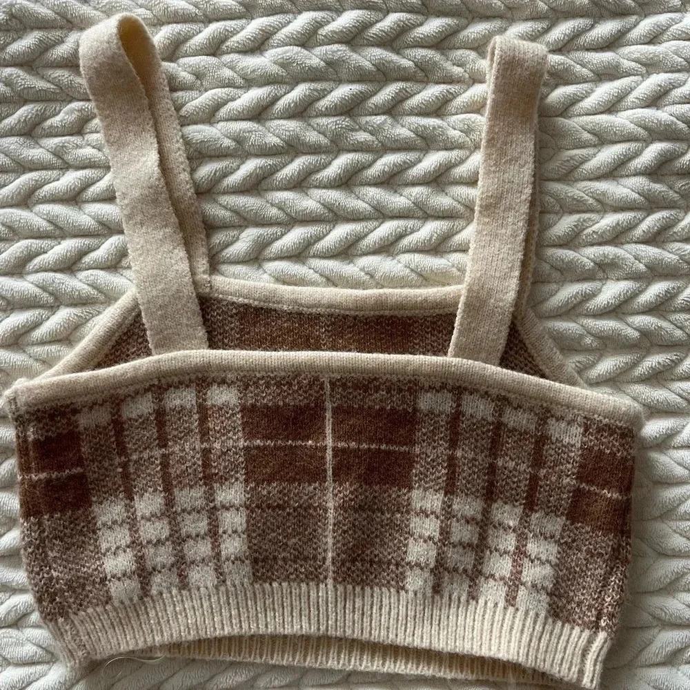 FULL TILT crop top - Picture 6 of 8